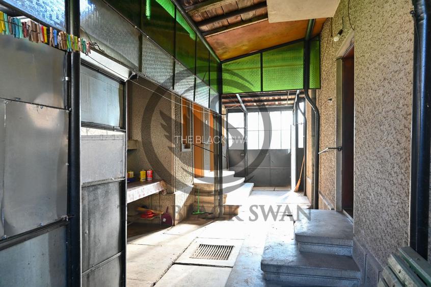 Casa cu 6 camere de vanzare | Zona Ultracentrala, Baicoi | Comision 0% - 23