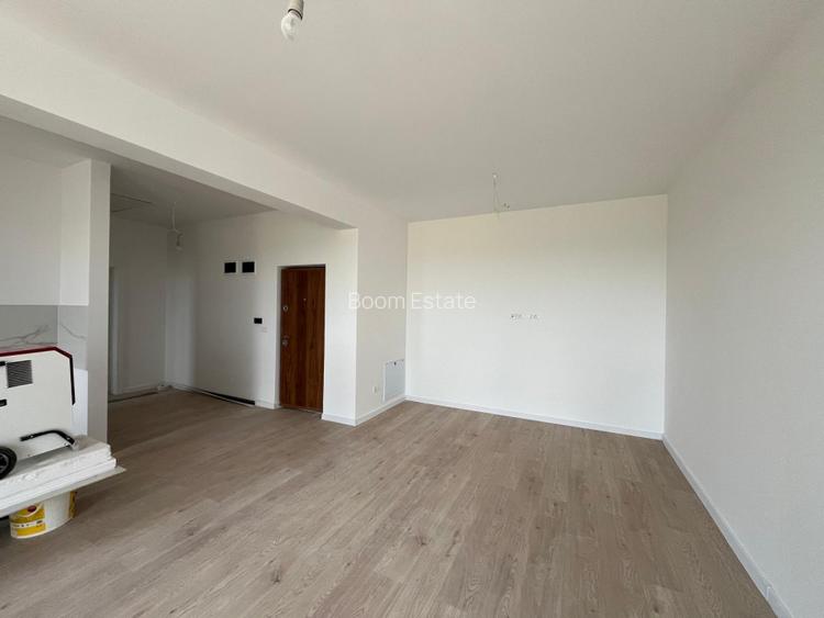 DIRECT DEZVOLTATOR, ULTIMUL APARTAMENT, CURTE PROPRIE - 2