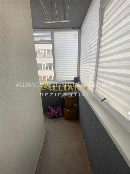 Apartament 3 camere 2 bai parcare Sector 4 - 6