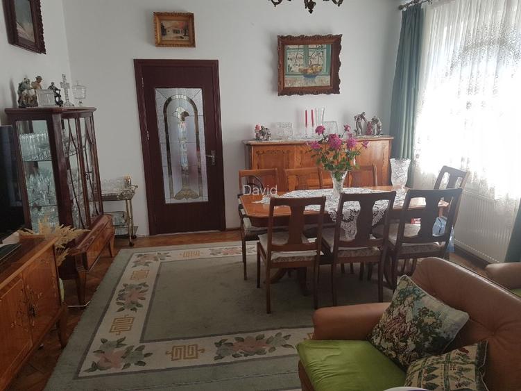 vila 7 camere, 2 garaje si casa 2 camere, orașul vechi Baia Mare - 2