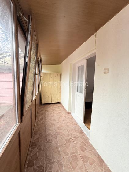 Casă de inchiriat cu 6 camere Faleza Nord – curte proprie, garaj - 10