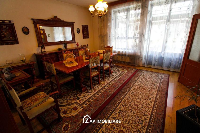 Unirii - Casa Zona Romcab -  400mp - 1259 mp teren - Garaj dublu - piscina - 22