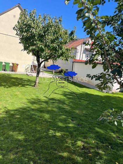 Casa recent renovata in zona centrala - cu loc de parcare si garaj - 2