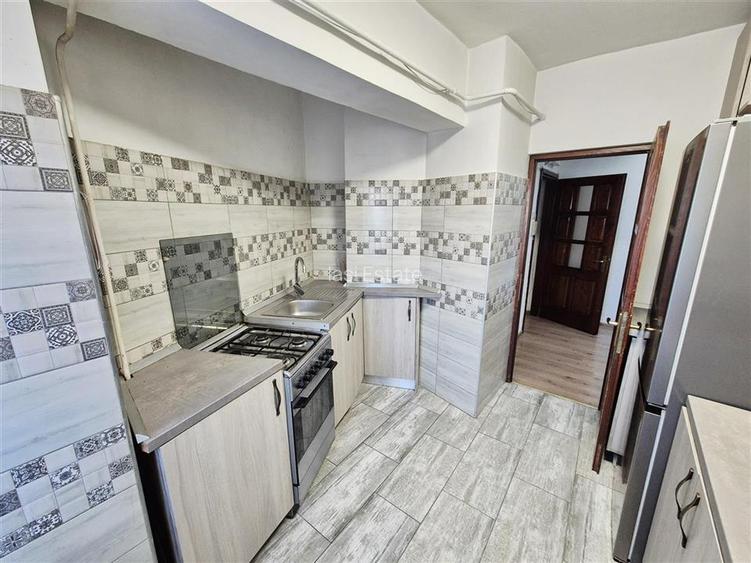 Apartament cu 4 camere de Inchiriat zona Palas Mall - 10
