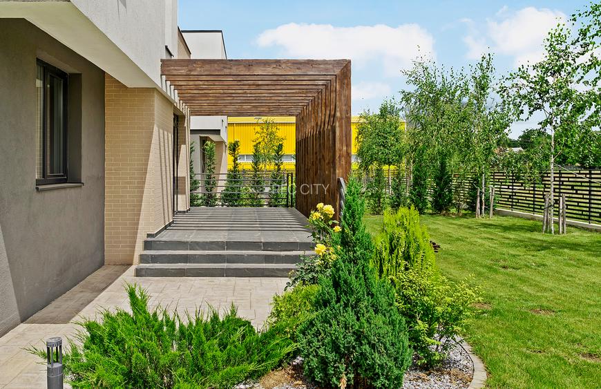 DIRECT DEZVOLTATOR! VILE INDIVIDUALE DE LUX, FINALIZATE, MUTARE IMEDIATA - 2