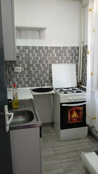 De vanzare garsoniera conf 1 - 13