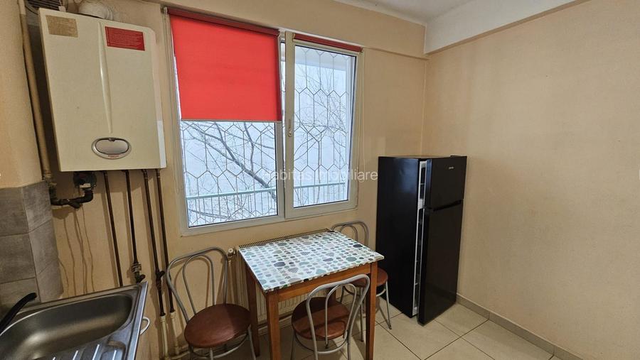 0 % comision, 2 camere, 44 mp, etajul 3,  strada Horea- Centru - 6