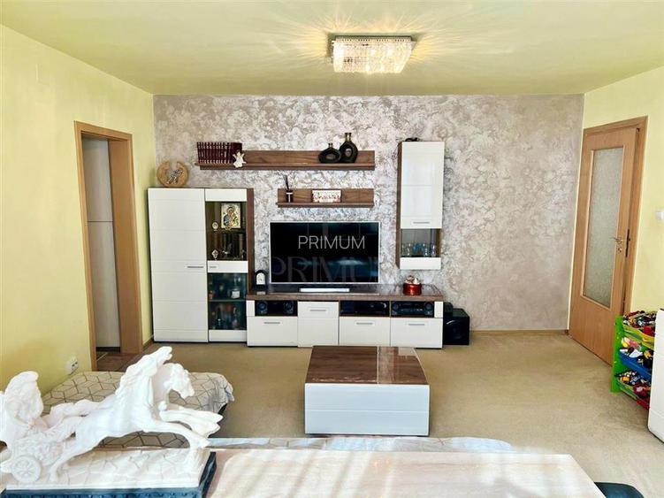 SPITALUL JUDETEAN - 3 CAM - CENTRALA PROPRIE - RENOVAT - BALCON - BOXA - 3