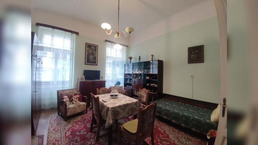 Comision 0%! 3 camere tavan inalt, 68 mp, etaj 1 curte comuna, Central - 2