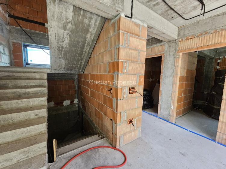 Casa Babana,  170mp + terase + subsol, inconjurata de padure, direct proprietar - 9