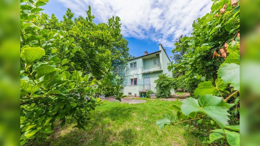 Teren generos și casă deosebită lângă Parcul Central - 5