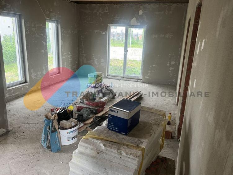 Casa semifinisata 90 mp - Campenesti,  - 6