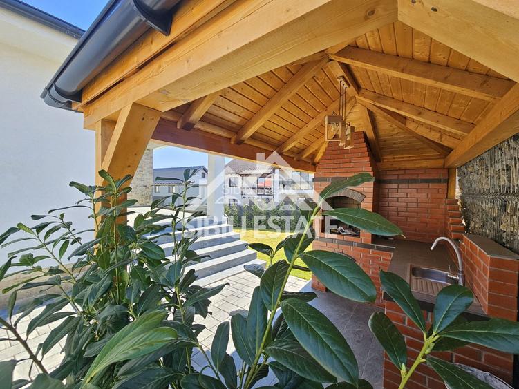 Casa Sibiu, intrare Selimbar, garaj, pivnita, curte mare - 2