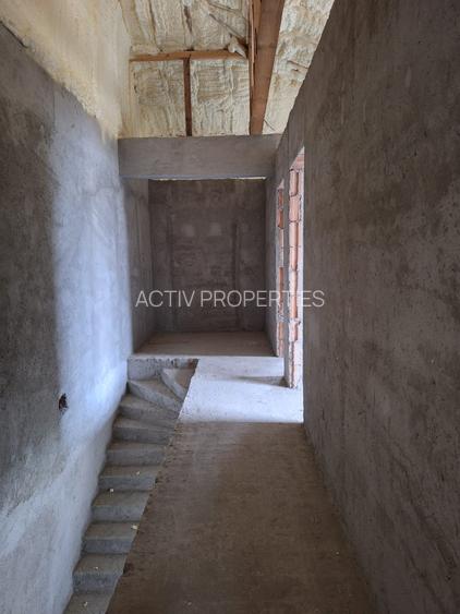 Duplex 2025,su 150mp, 4 dormitoare,living,3 bai,bucatarie,teren 300mp,2 parcari - 13