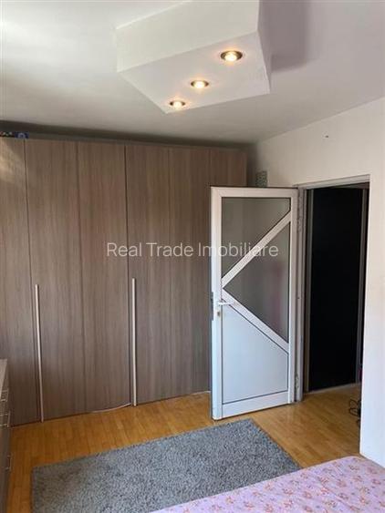 Apartament 2 camere etaj intermediar zona Gemenii - 3