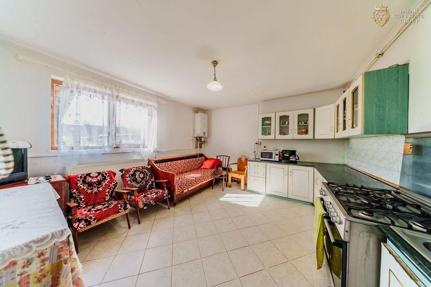 Casă cu 3 camere de vânzare in Vladimirescu