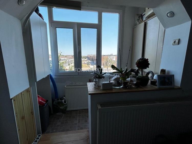 Bulevardul 1 Decembrie 1918, 3 camere cu balcon etj 4/8 cu balcon -apartament de - 6