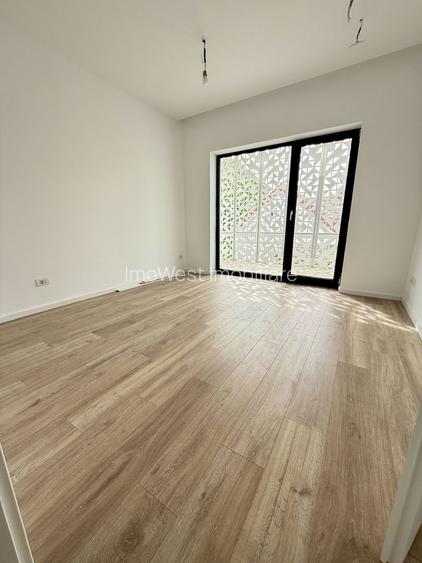 Calea Buziașului | Casă individuală | Carport | Terasă circulabilă - 14