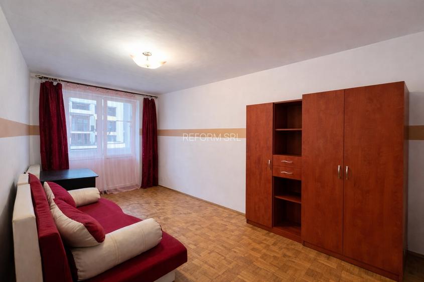 De vânzare apartament 3 camere zona centrală - 3