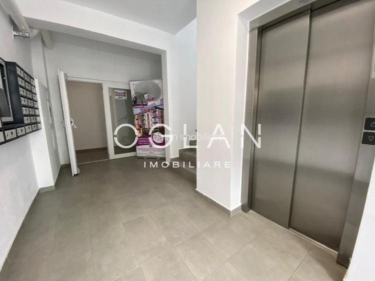 Apartament 3 cam cu parcare subterana, bloc cu lift,  Calea Surii Mici   - 2
