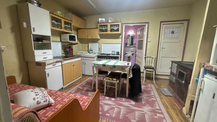 Casă 3 camere 100 M² cu 2360 M² teren - 8