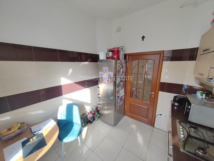 Parcul Carol,imobil versatil rezidential /birouri,parcare si curte - 9