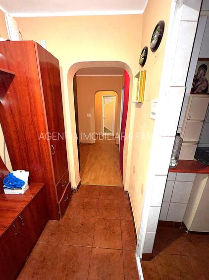 97.000 Euro, 4 camere decomandate, etaj 8 din 11, Micro 18 - 8