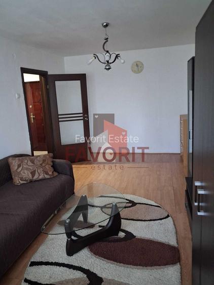 2 camere | centrala proprie | boxa | mobilat si utilat | zona excelenta | - 2