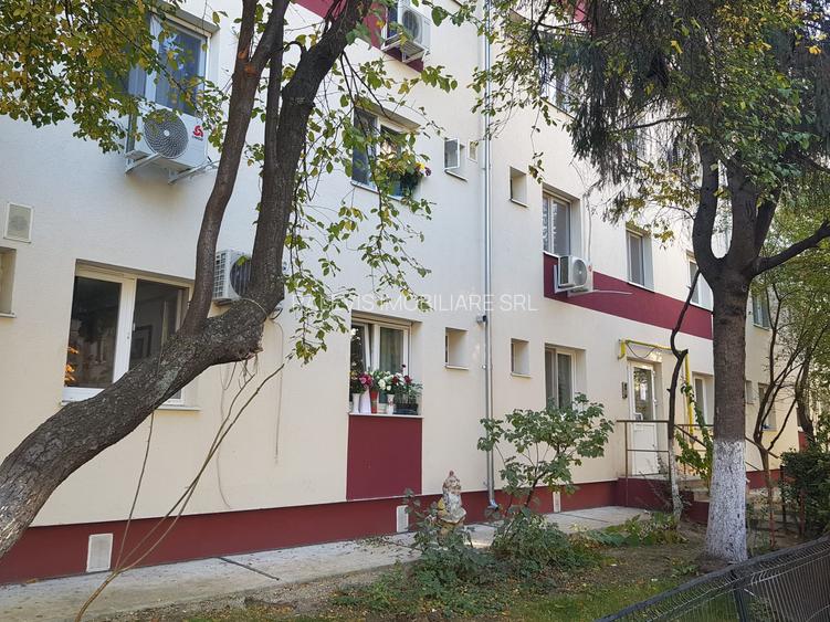Inchiriere garsoniera parter, bloc anvelopat, Piata Resita, 230 euro - 8