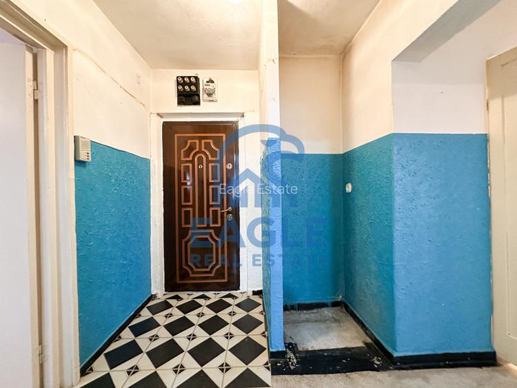 Tomis Nord - 2 Camere decomandat cu balcon pregatit de renovare - 9