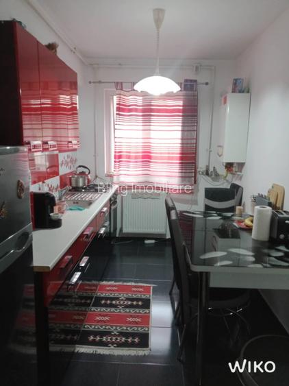 Apartament cu 2 camere,decomandat, 53 mp, zona Eroilor - 5