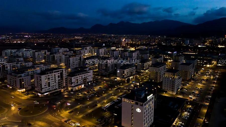 Rafinament,ales confort, vedere panoramica, Kasper, Coresi,Tractorul - 2