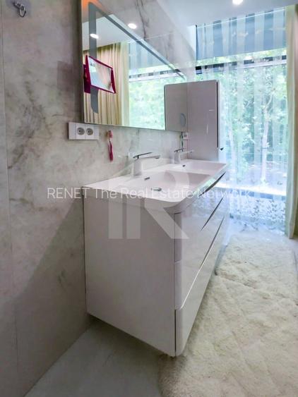 Pe Malul Snagovului, Unde Luxul Devine Cotidian - 24