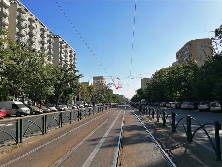 Apartament et.2/10 in bloc stradal, zona verde Colentina - 8