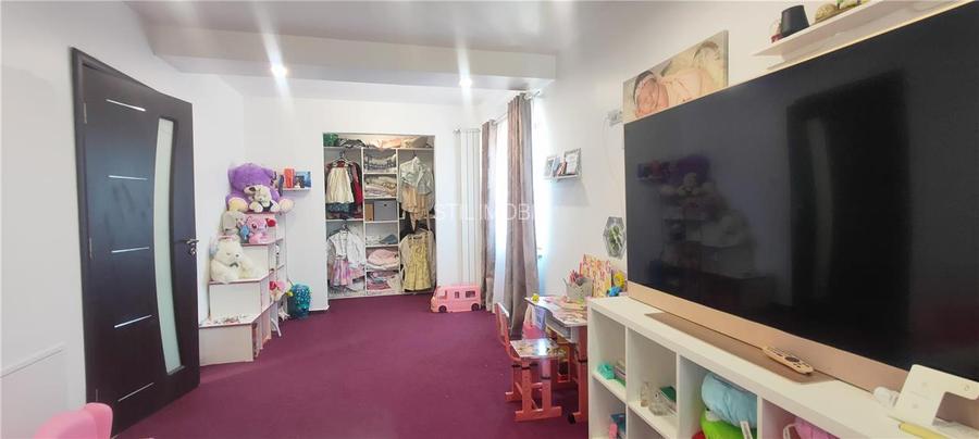 VILA PREMIUM 1,7 KM ALEEA TUDOR NECULAI, VALEA ADANCA, LA CHEIE, P+1+M - 46