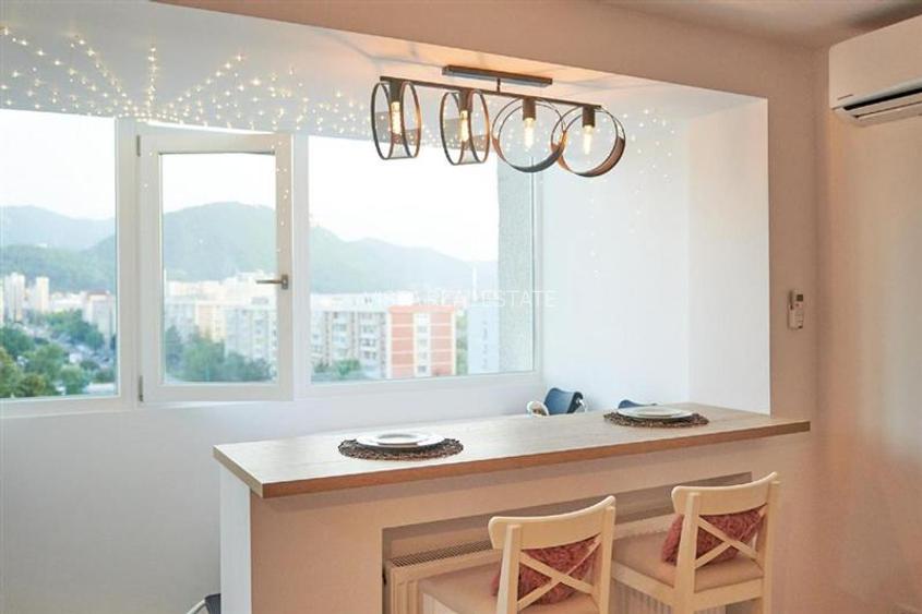 Garsoniera cu Jacuzzi, Priveliste Superba si Randament Investitional de Pana la - 6