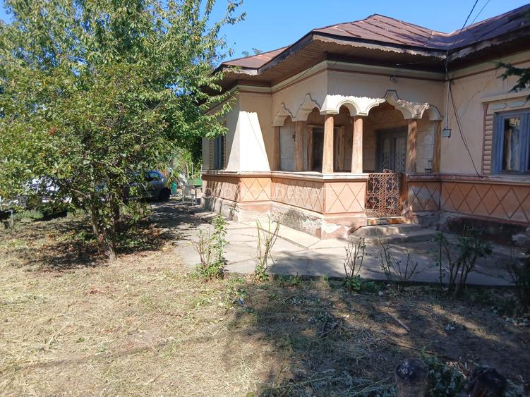 Casa cu teren mare in Bolintin Deal - 3