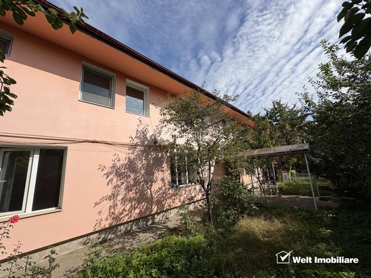 Casa parter + mansarda, situat la curte comuna, teren propriu, 3 locatari ! - 2