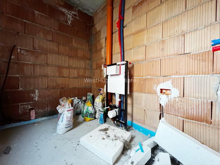 Duplex despartit prin camera tehnica, 121mp utili,350mp teren -Mosnita - 17