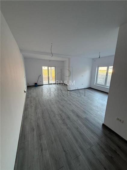 Duplex superb - la cheie - asfalt - 3 bai. - 5