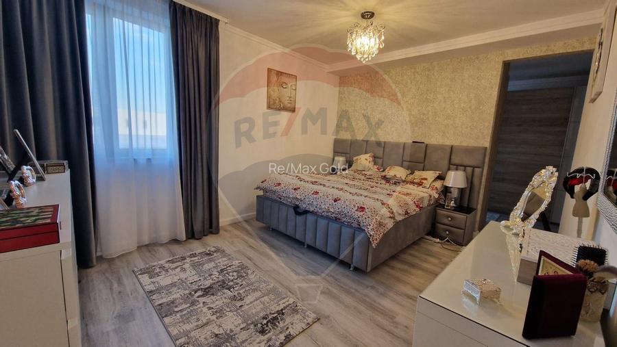 Casă / Vilă cu 5 camere - la 2 minute de Complex Cosmopolis - 14