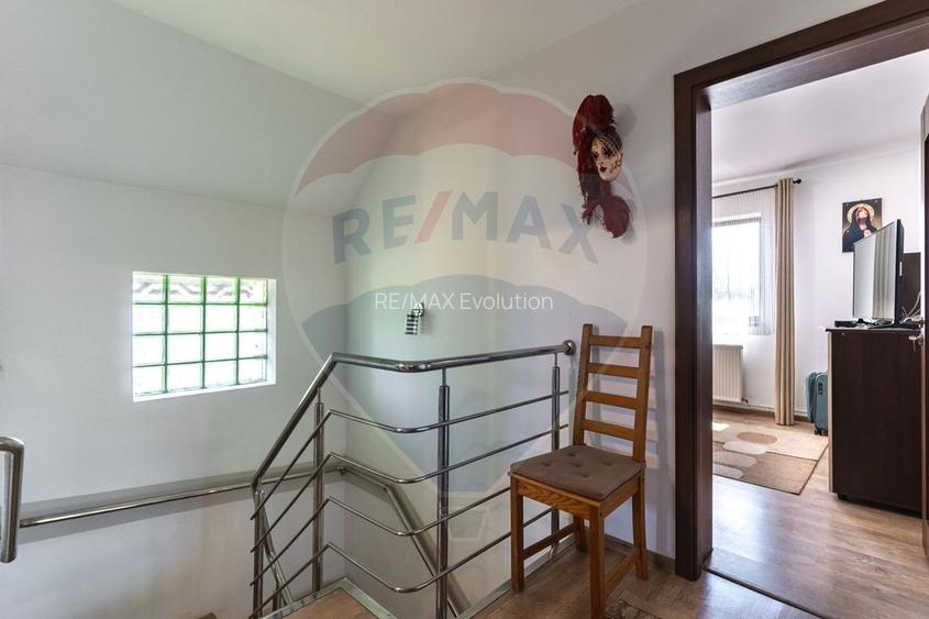 Casa de Poveste - Feldioara, str. Barsei/ 4 camere/ curte! - 22