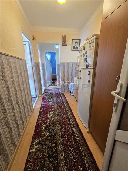 Alexandru cel Bun, 3 camere decomandat, geam la baie, liber - 8