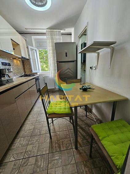 3 camere de inchiriat Emil Racovita