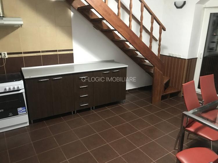 Apartament 4 camere cu priveliste deosebita zona Colinei - 4