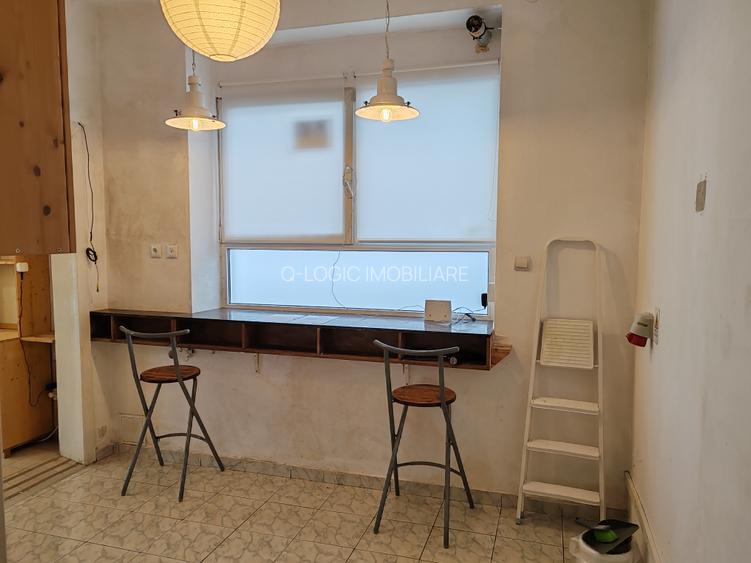 Garsoniera pretabila sediu firma zona Central - 4