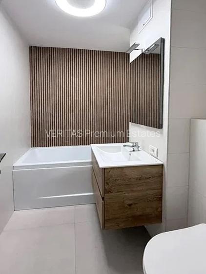 Prima inchiriere! Apartament 3 camere langa metrou Favorit, totul nou - 4
