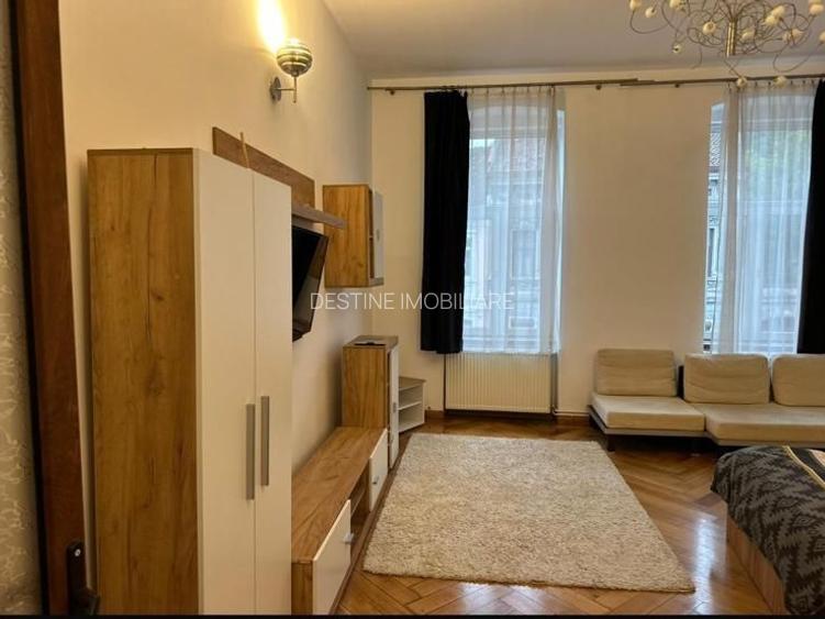 Apartament cu 2 camere, suprafata generoasa de 62 mp, mobilat si utilat modern - 2