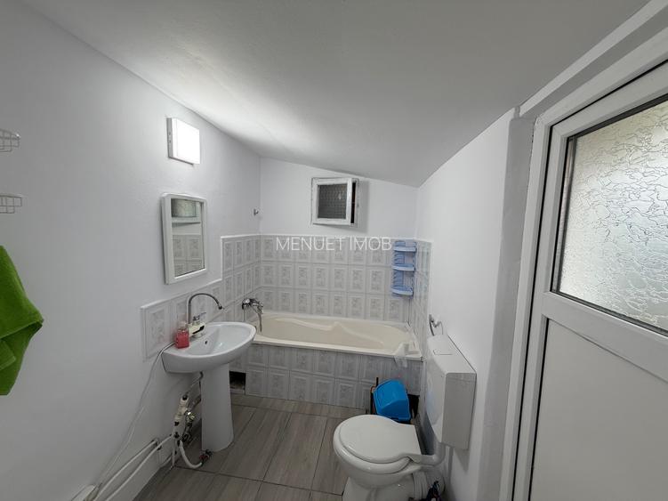 Casa renovata,zona Alexandru Cel Bun - 19