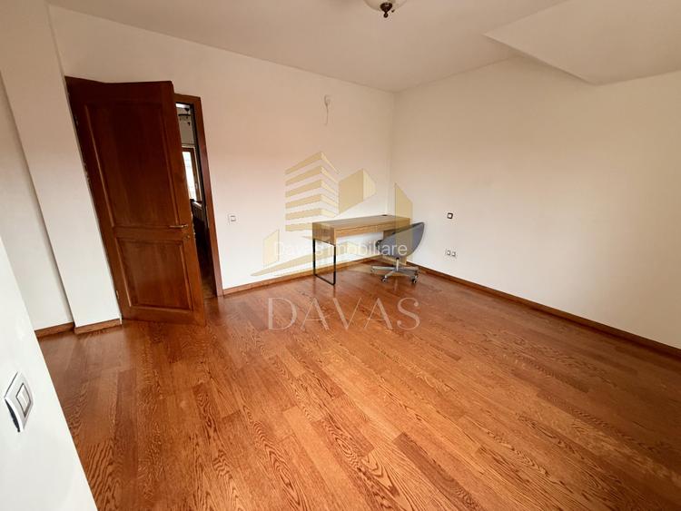 Casa individuala de inchiriat | Europa | Deschidere la 2 strazi - 11